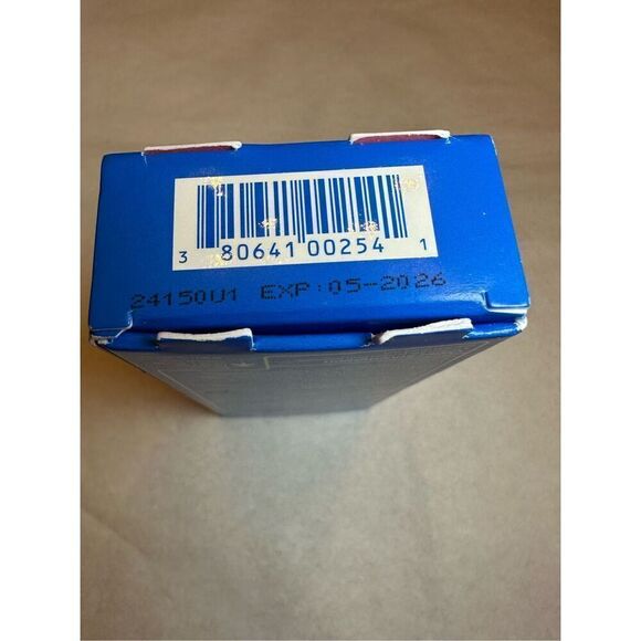 Vacation Super Stick SPF 45 Face Stick Sunscreen 20g/0.7oz - Picture 2 of 6